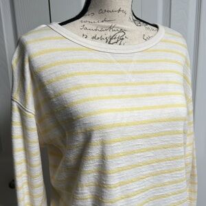 Chic Gap top. Simple and timeless.